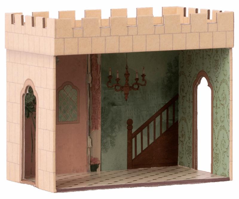 Castle Hall Dolls & Dollhouses