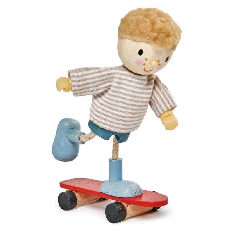 Edward And His Skateboard Dolls