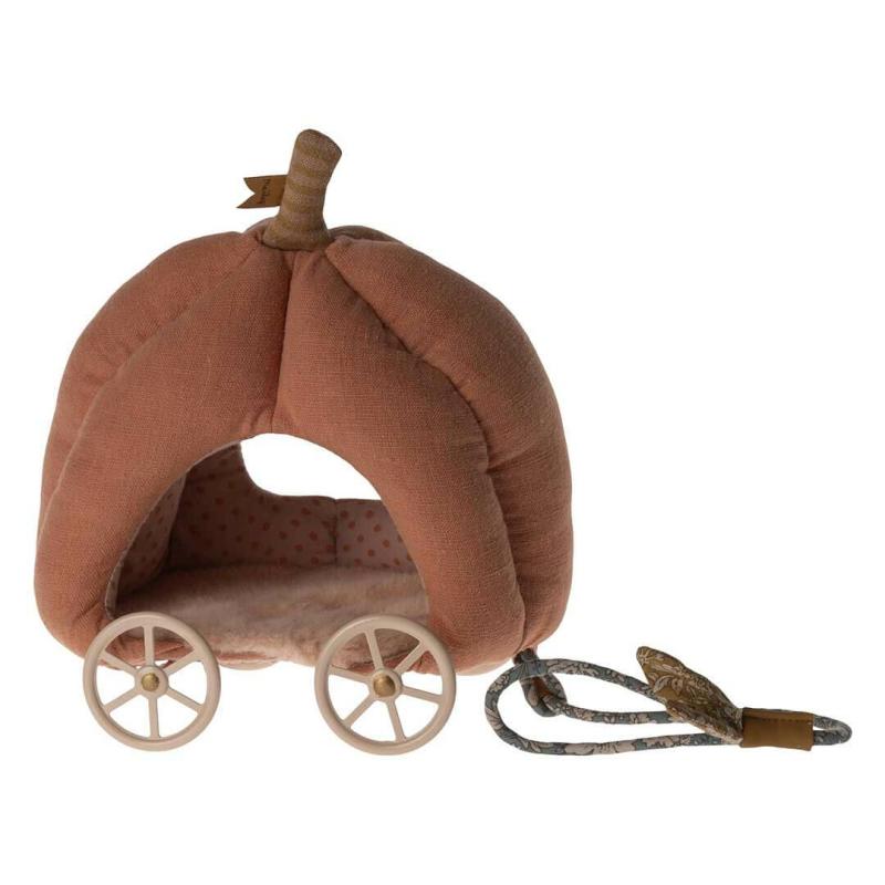 Pumpkin Carriage For Mice Dollhouse Furniture & Accessories