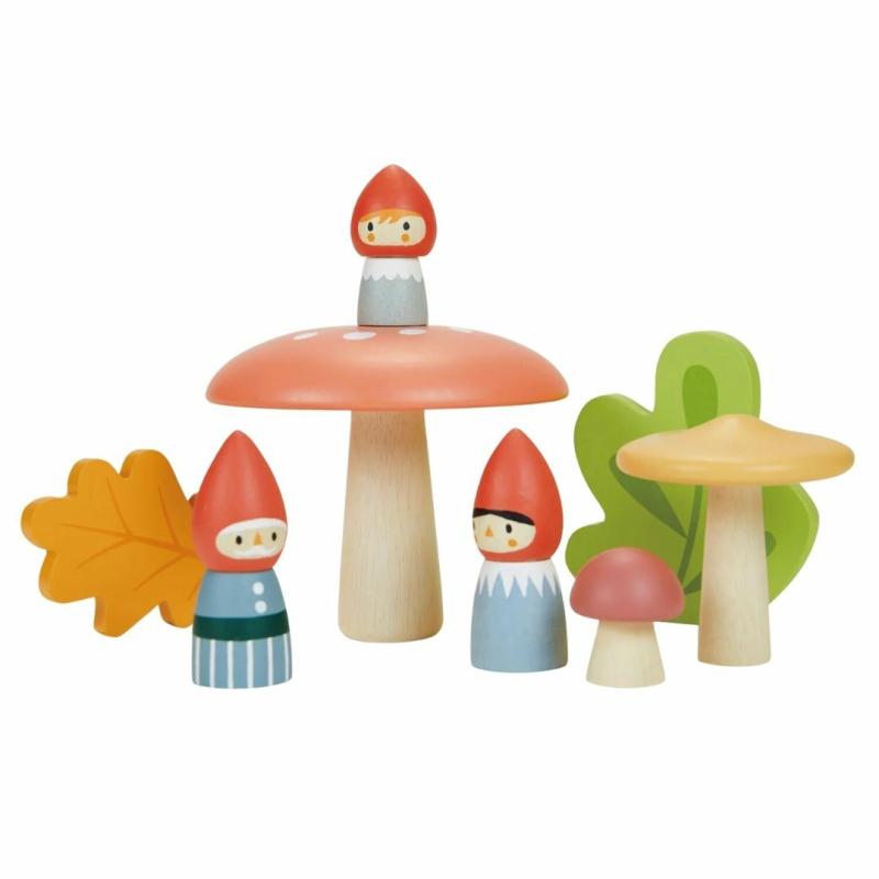 Woodland Gnome Family Fairies & Gnomes